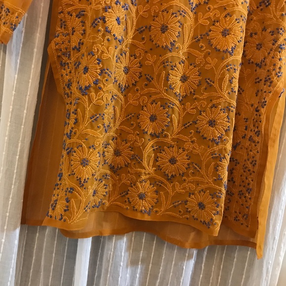 Vintage Floral Pattern Embroidered Tunic - Picture 8 of 8